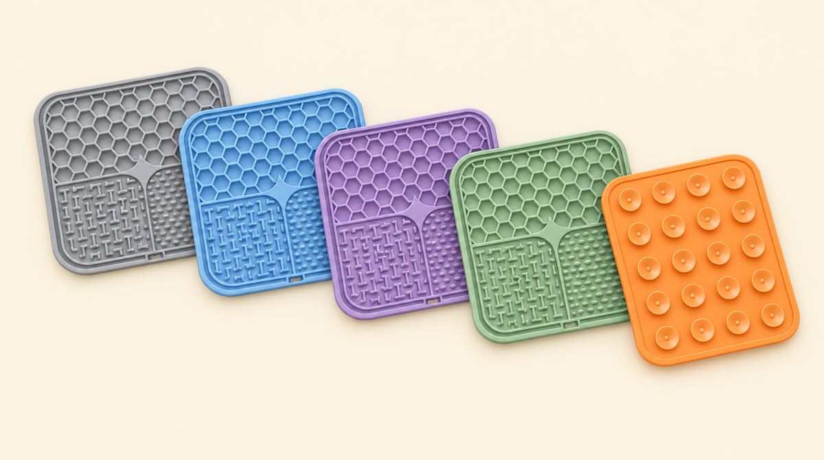 Les 5 coloris du tapis LAPI et les ventouses au dos